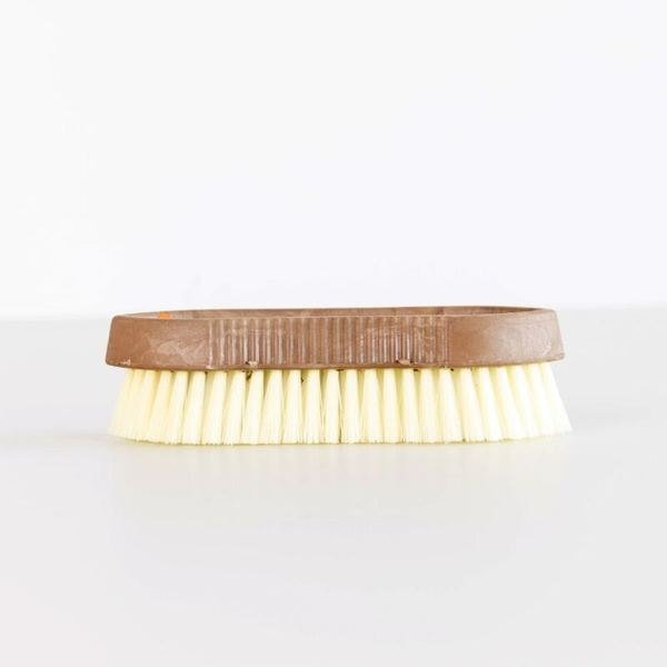 Round Scrubbing Brush A24